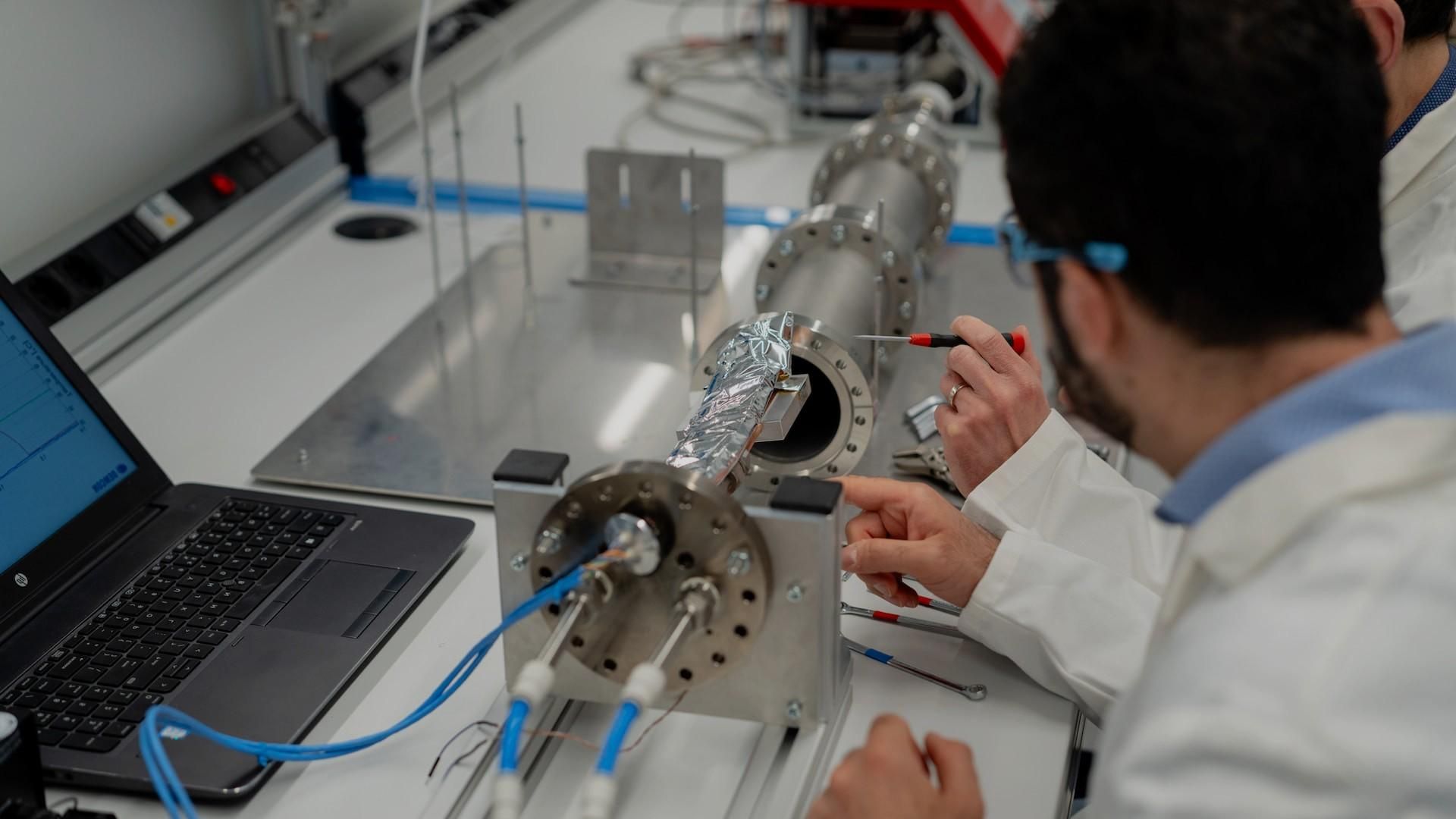 Demcon Kryoz - expertise landing page