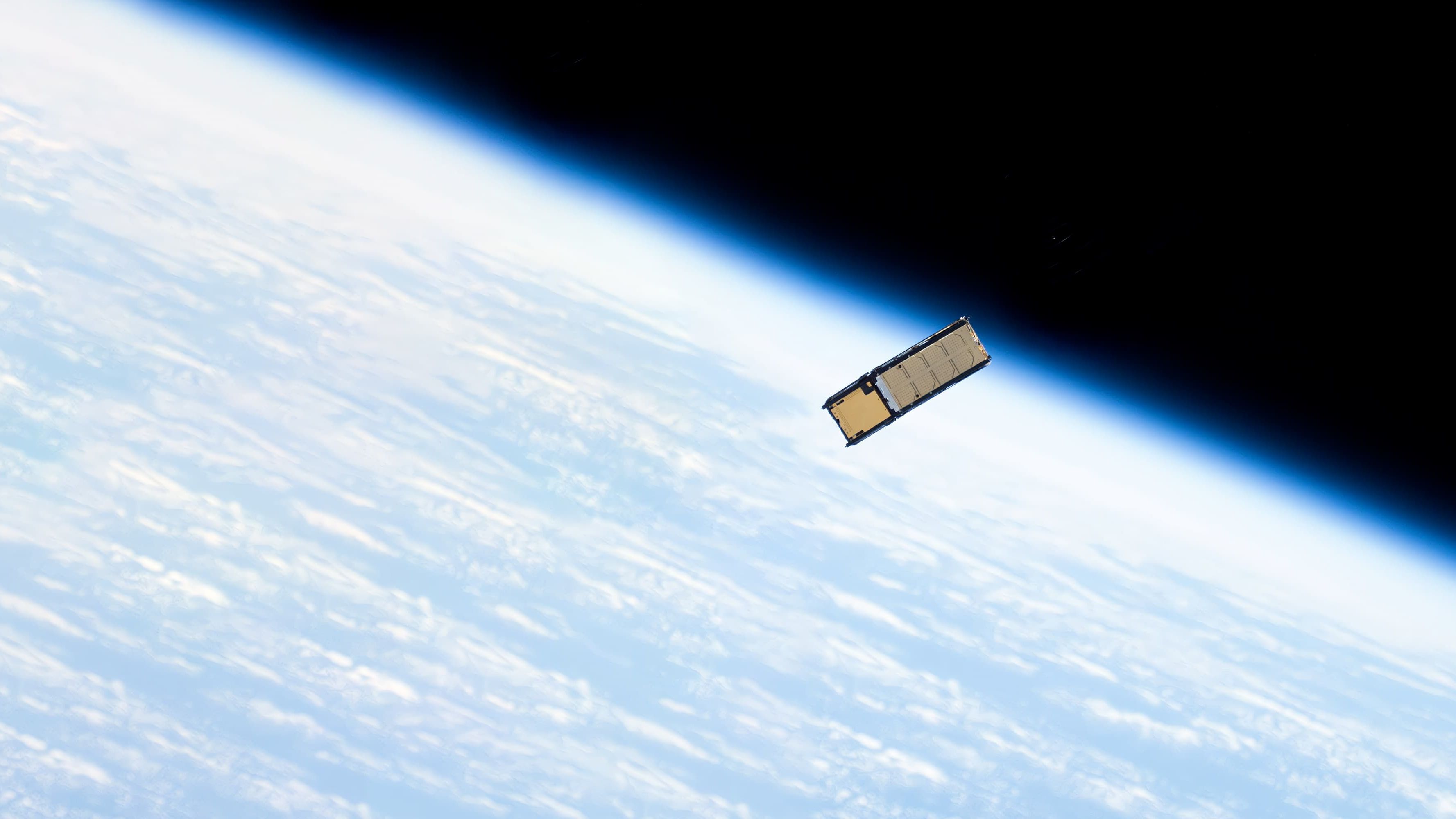 space flyer v5 upscale 2 banner